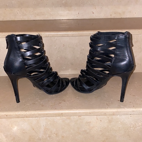 BCBGeneration Black Leather Zipper High Rise Heels - Picture 8 of 9